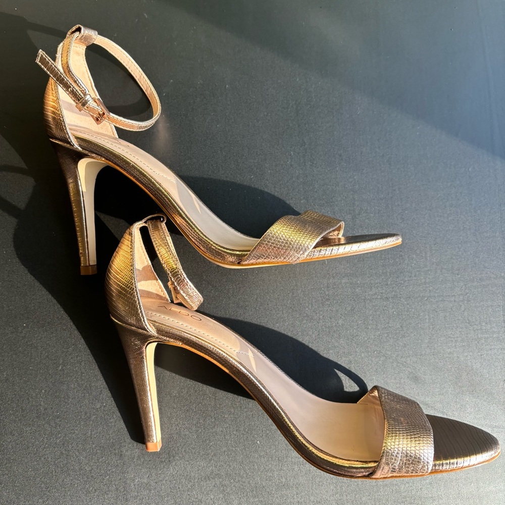 Aldo Gold High Heel Strap Sandal Shoe.